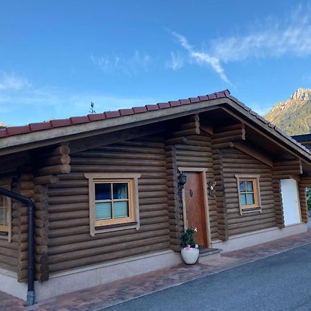 Burgchalet Reutte Bagian luar foto