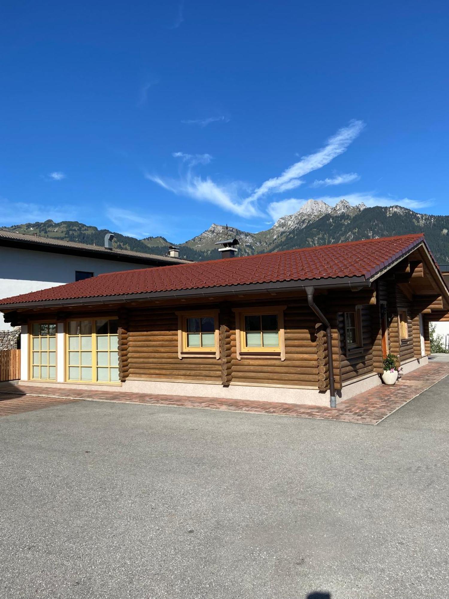Burgchalet Reutte Bagian luar foto