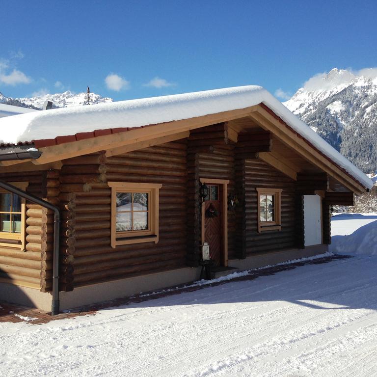 Burgchalet Reutte Ruang foto